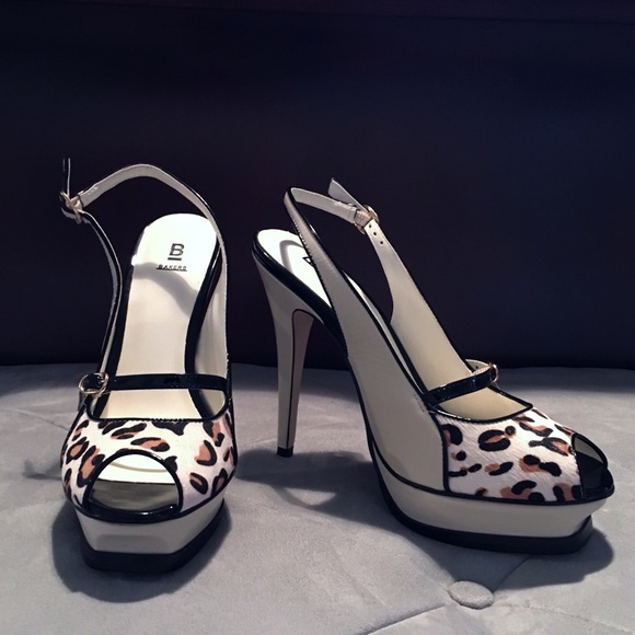 Bakers Shoes - 🍸NWOB Bakers ‘Emory’ Peep Toe Platform Pumps🍸
